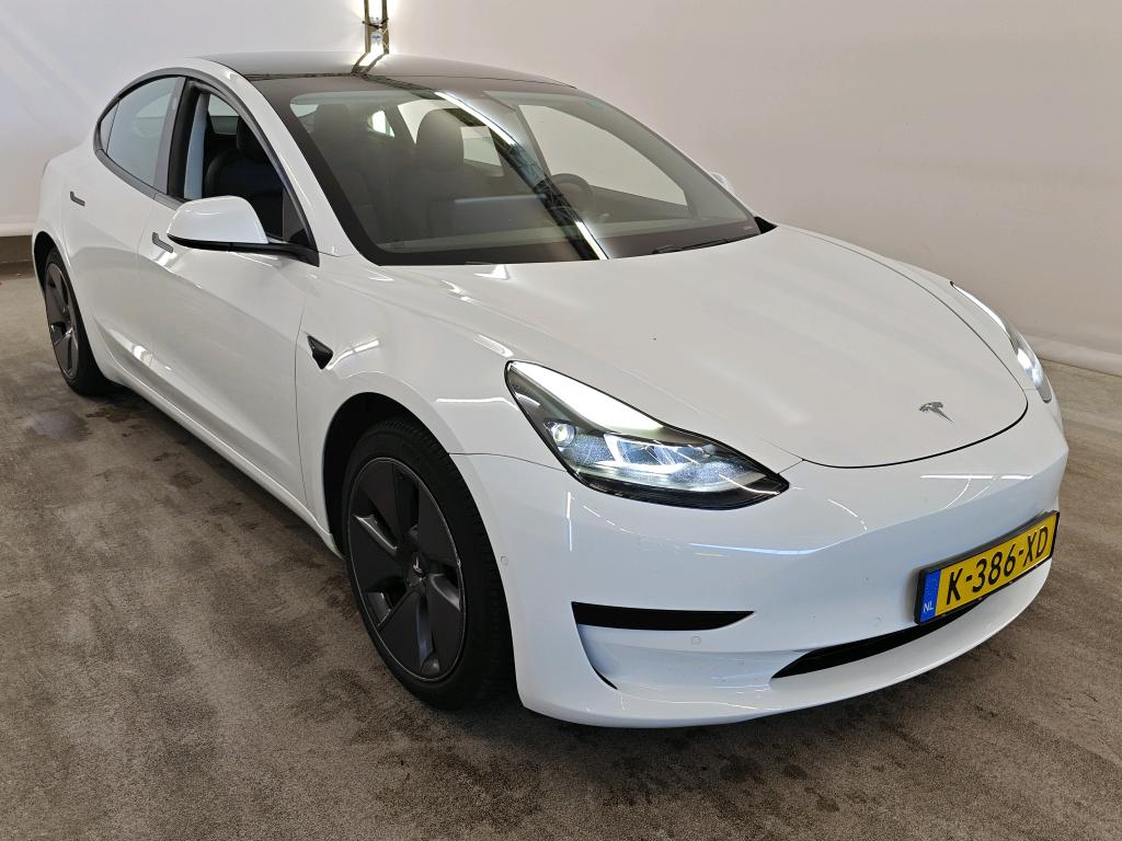 Foto 25 van Tesla Model 3