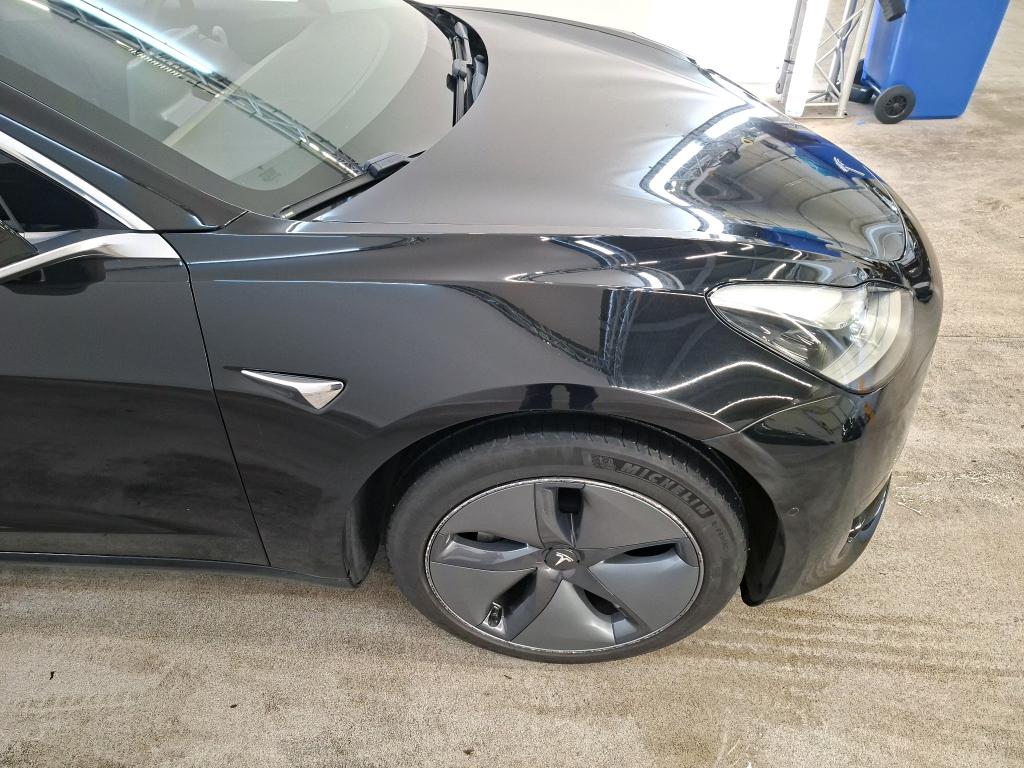 Foto 12 van Tesla Model 3