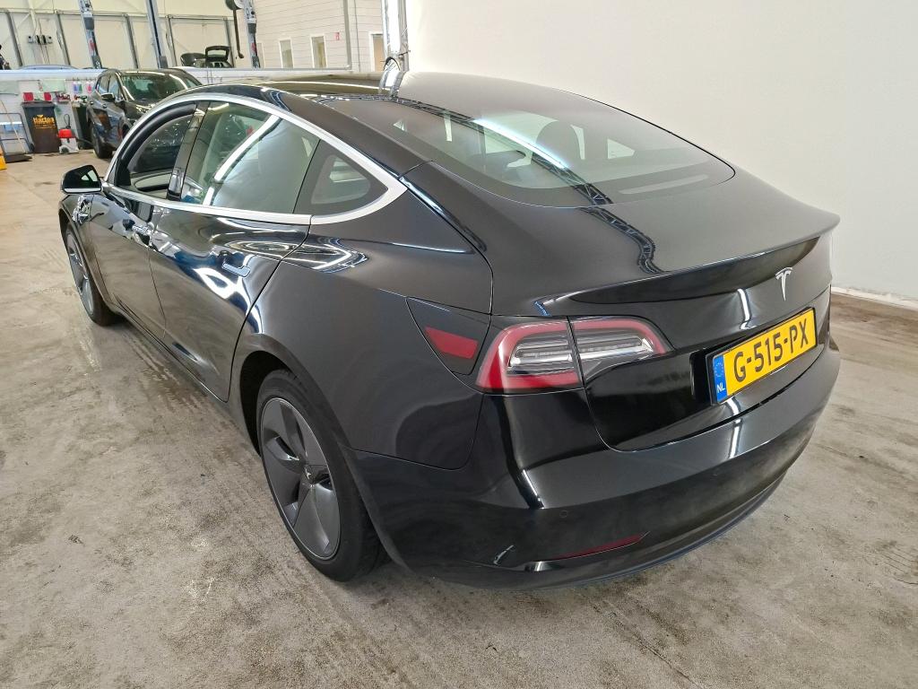 Foto 16 van Tesla Model 3