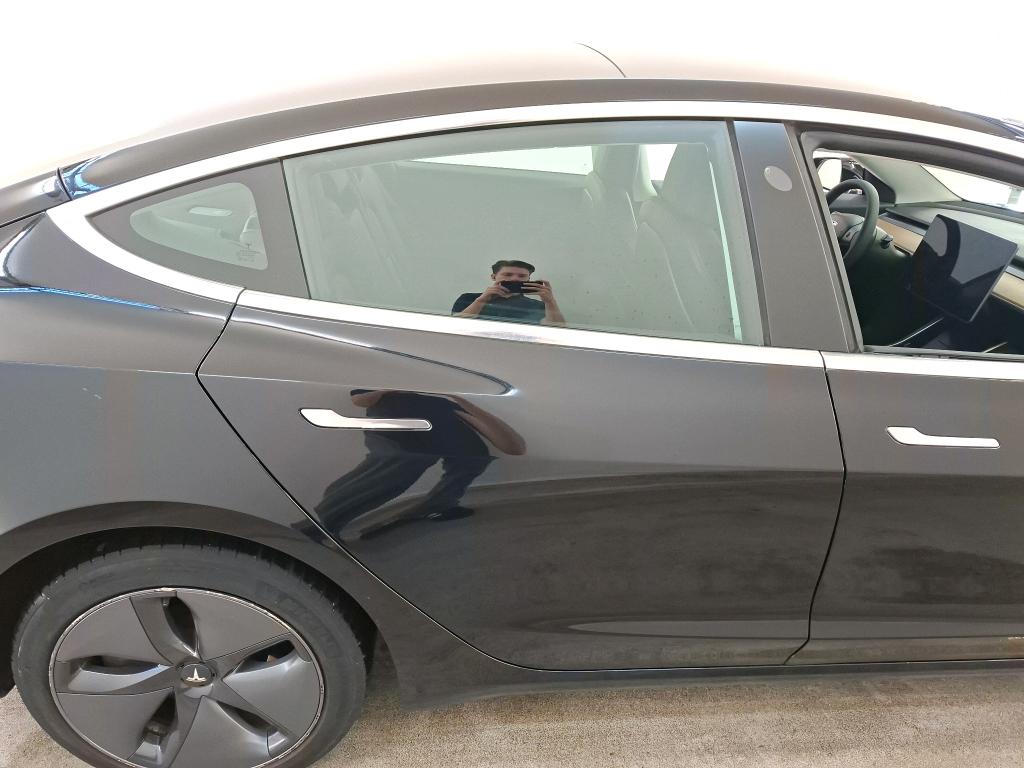 Foto 26 van Tesla Model 3