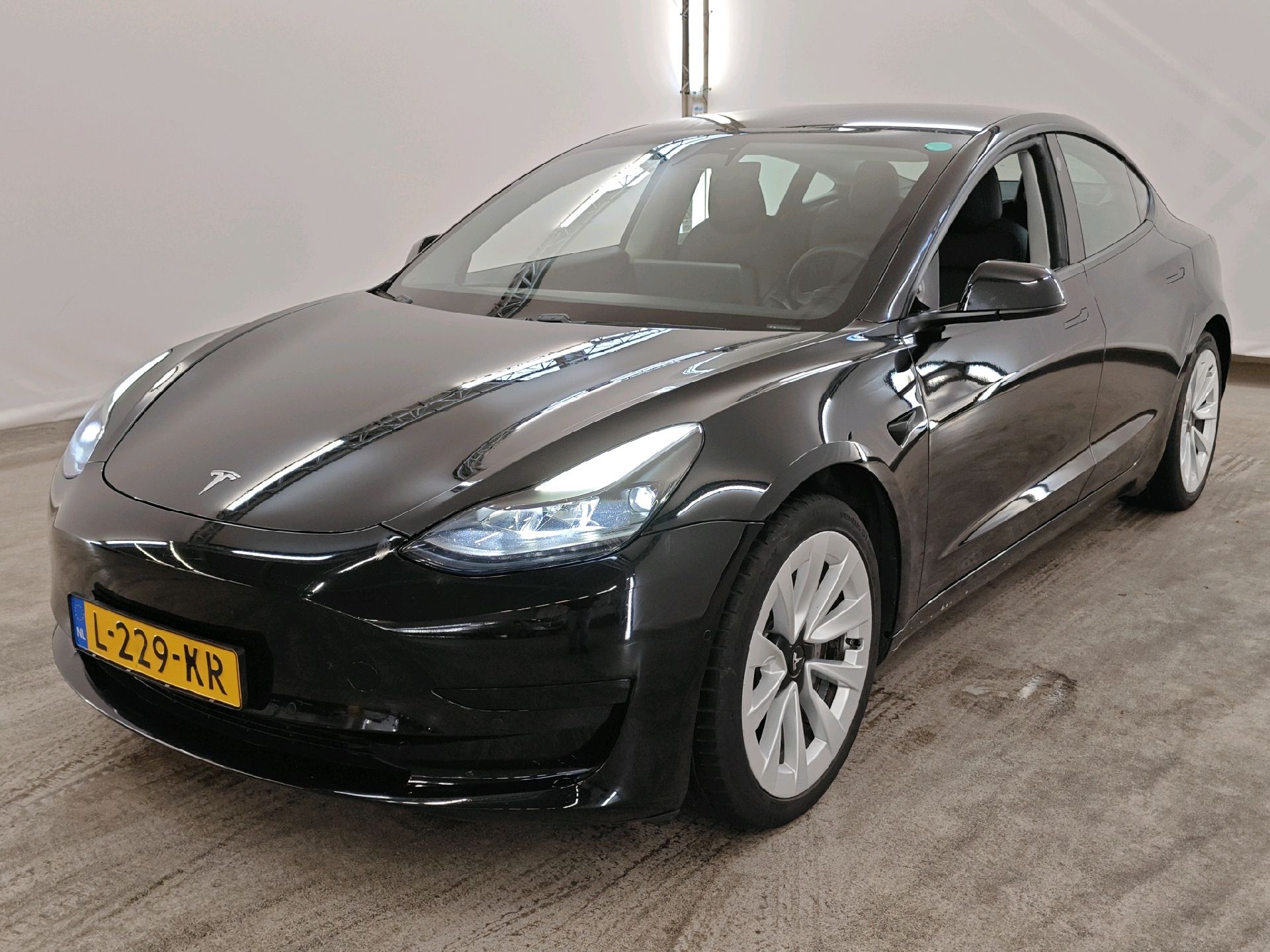Foto 2 van Tesla Model 3