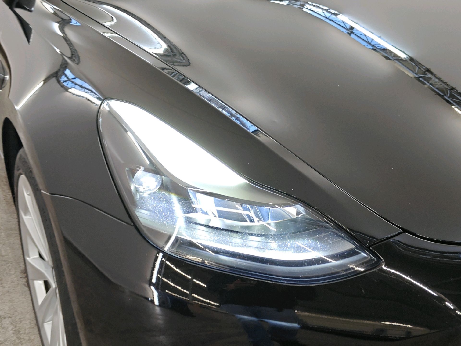 Foto 15 van Tesla Model 3