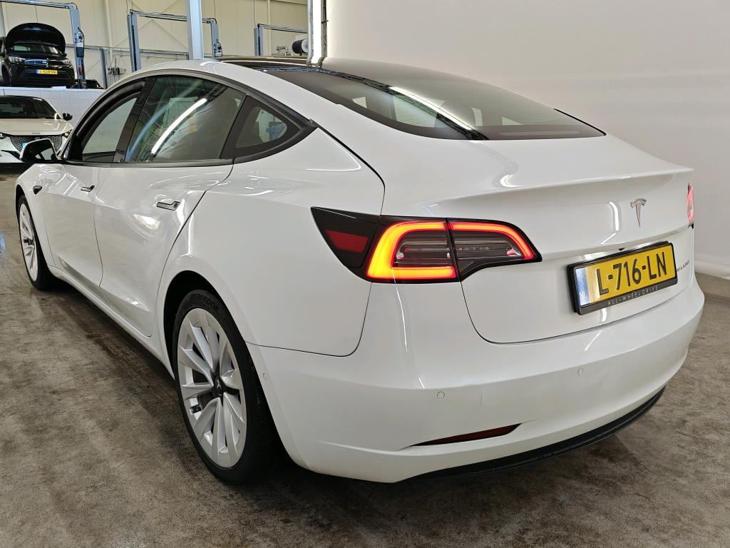 Foto 9 van Tesla Model 3