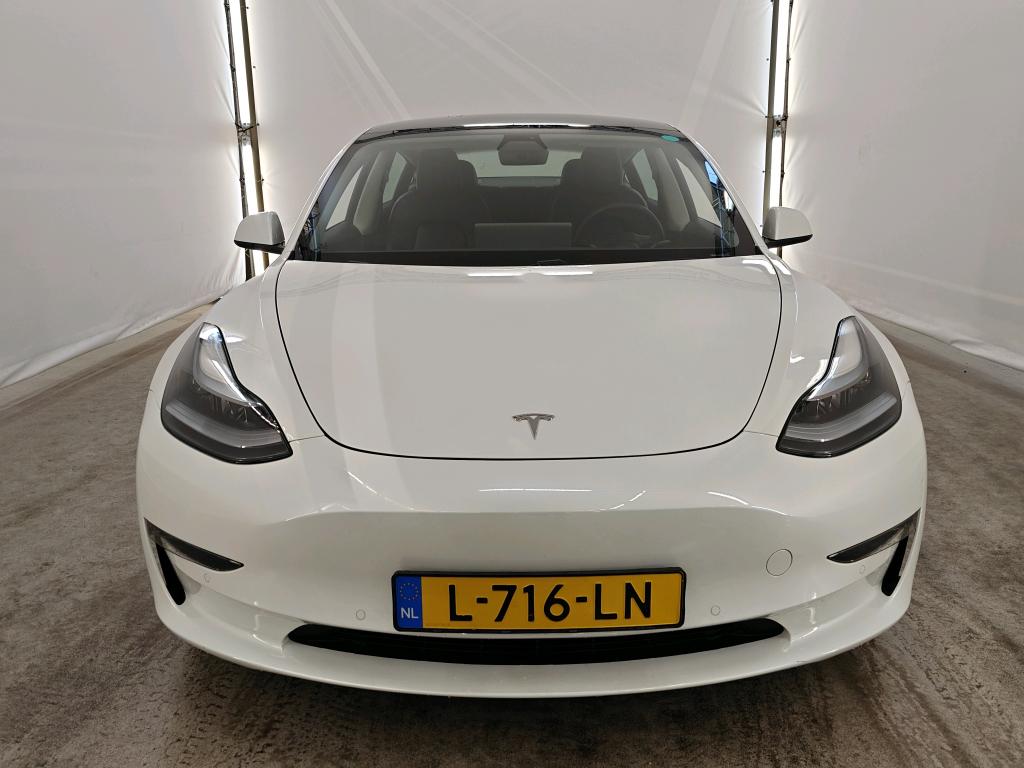 Foto 11 van Tesla Model 3