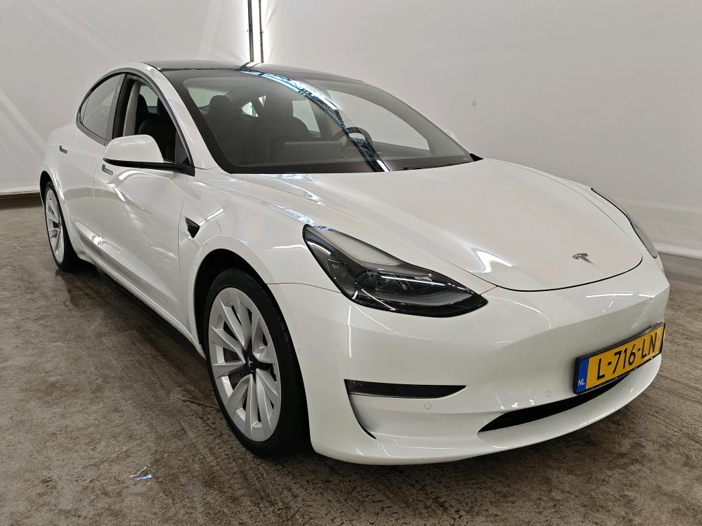 Foto 22 van Tesla Model 3