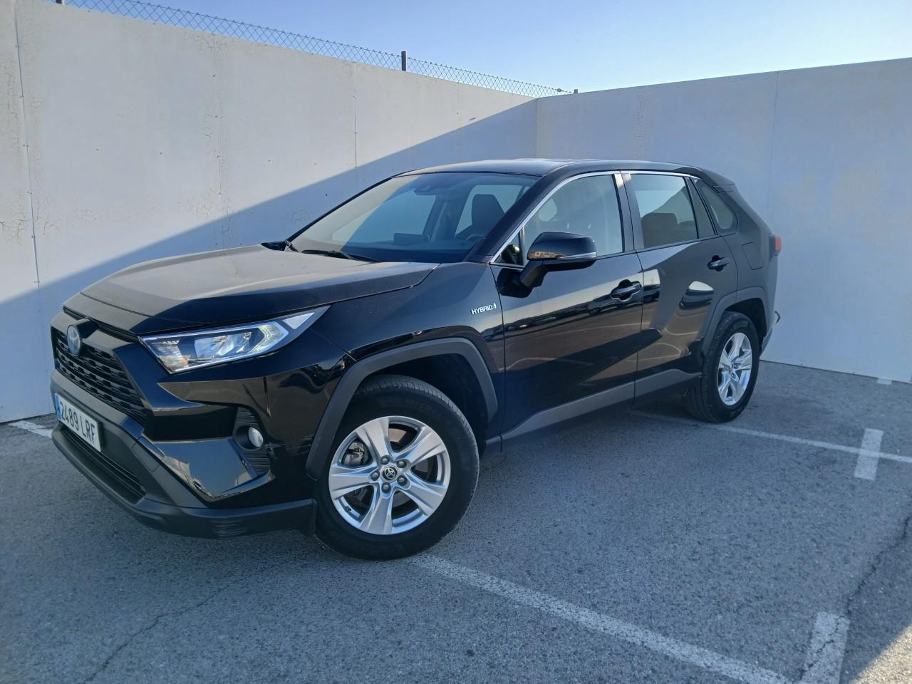 Toyota RAV 4 TOYOTA Rav4 / 2018 / 5P / todoterreno 2.5l 220H Business