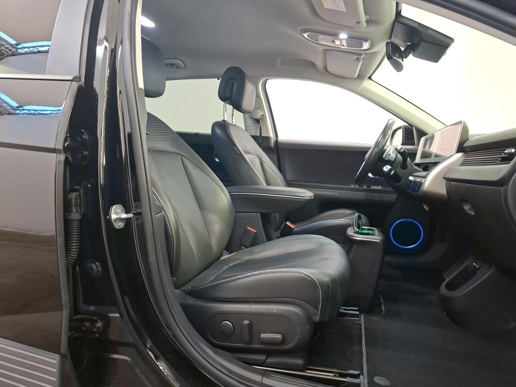 Photo 4 of Hyundai Ioniq 5