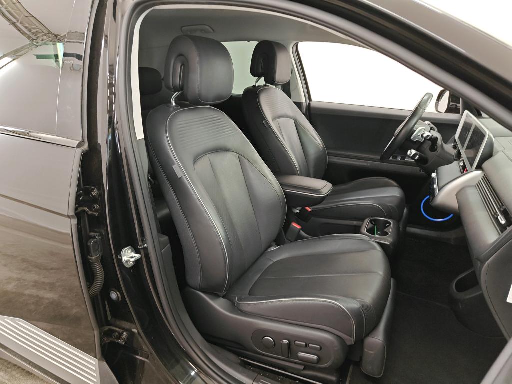 Photo 4 of Hyundai Ioniq 5