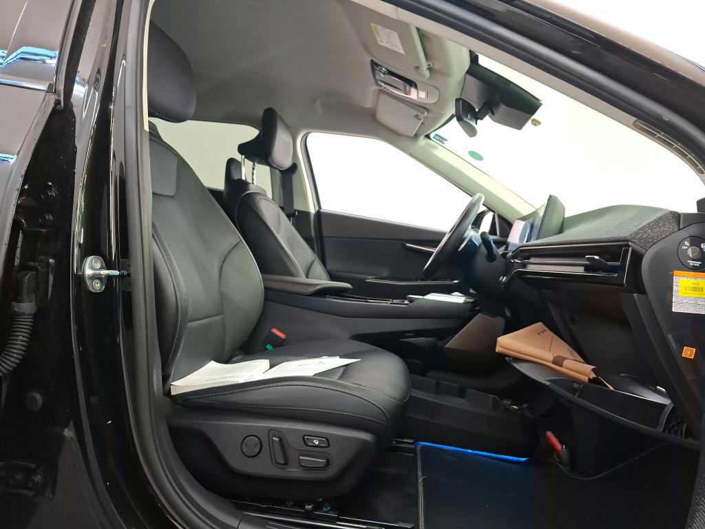 Photo 4 of Kia EV6