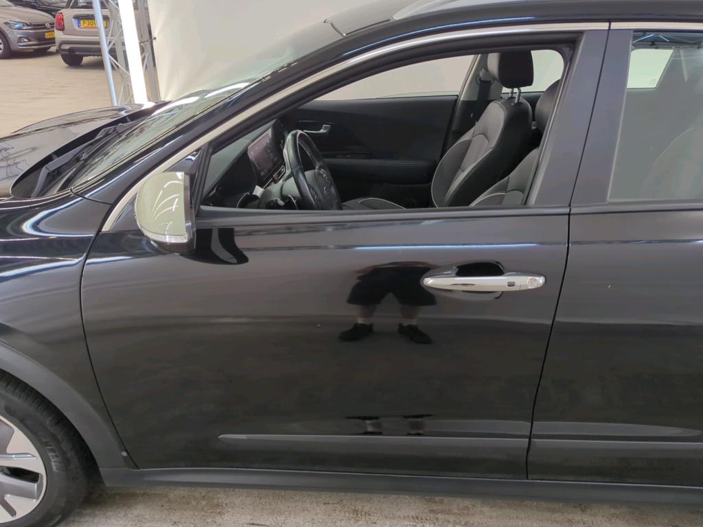 Foto 12 van Kia Niro