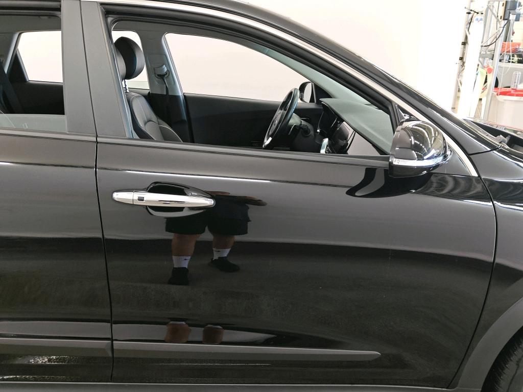 Foto 26 van Kia Niro