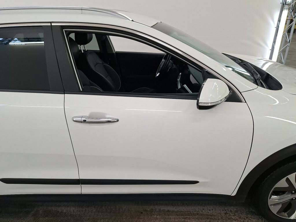 Photo 14 of Kia Niro