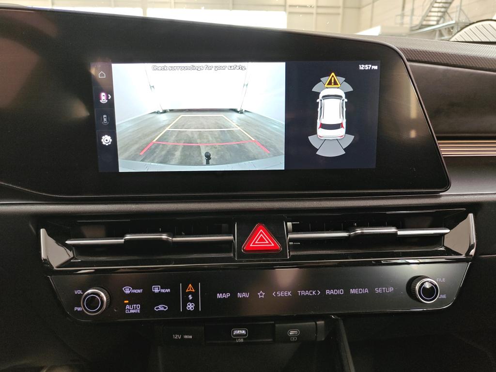 Foto 21 van Kia Niro