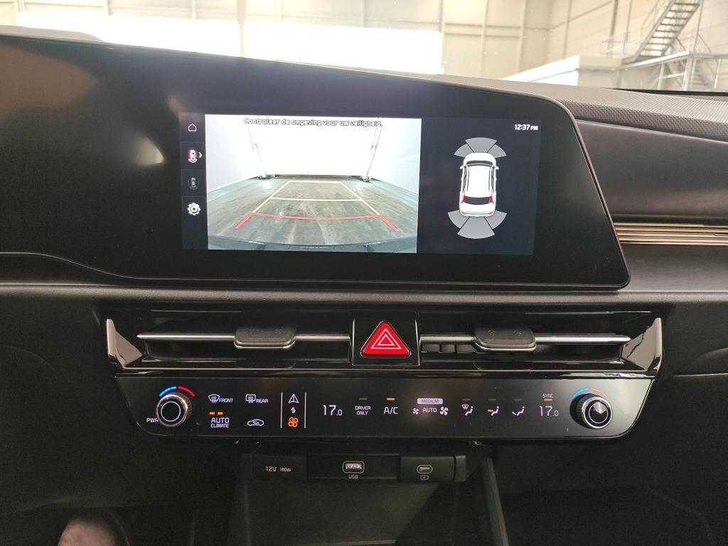 Foto 12 van Kia Niro