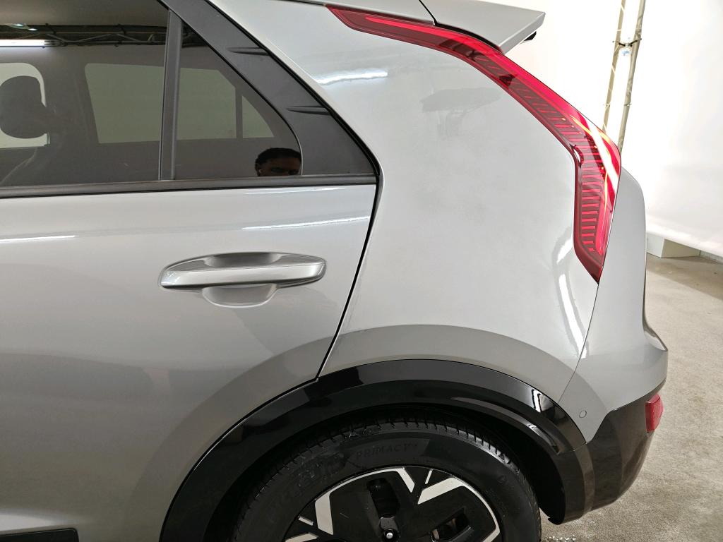 Foto 26 van Kia Niro