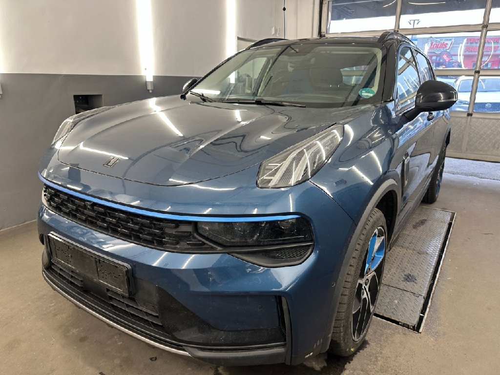LynkAndCo 01 LYNK & CO 01 PHEV 5d 132kW