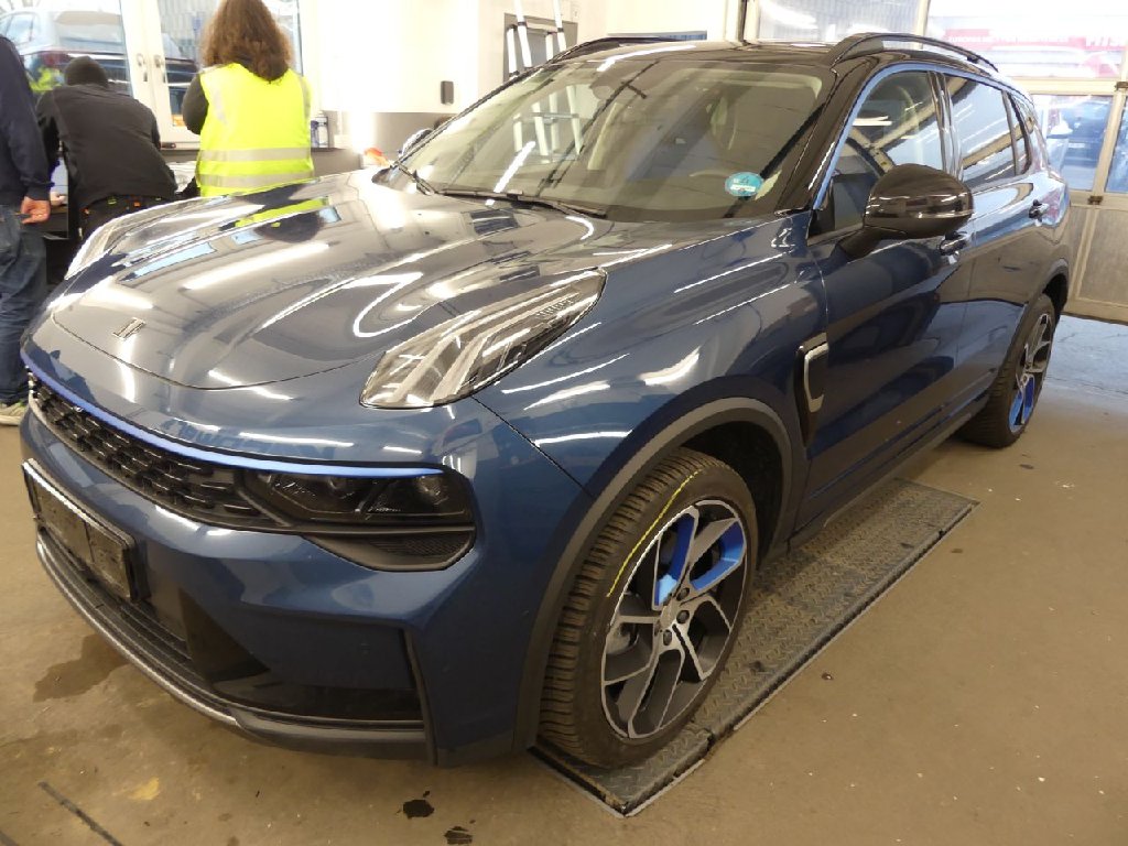 LynkAndCo 01 LYNK & CO 01 PHEV 5d 132kW