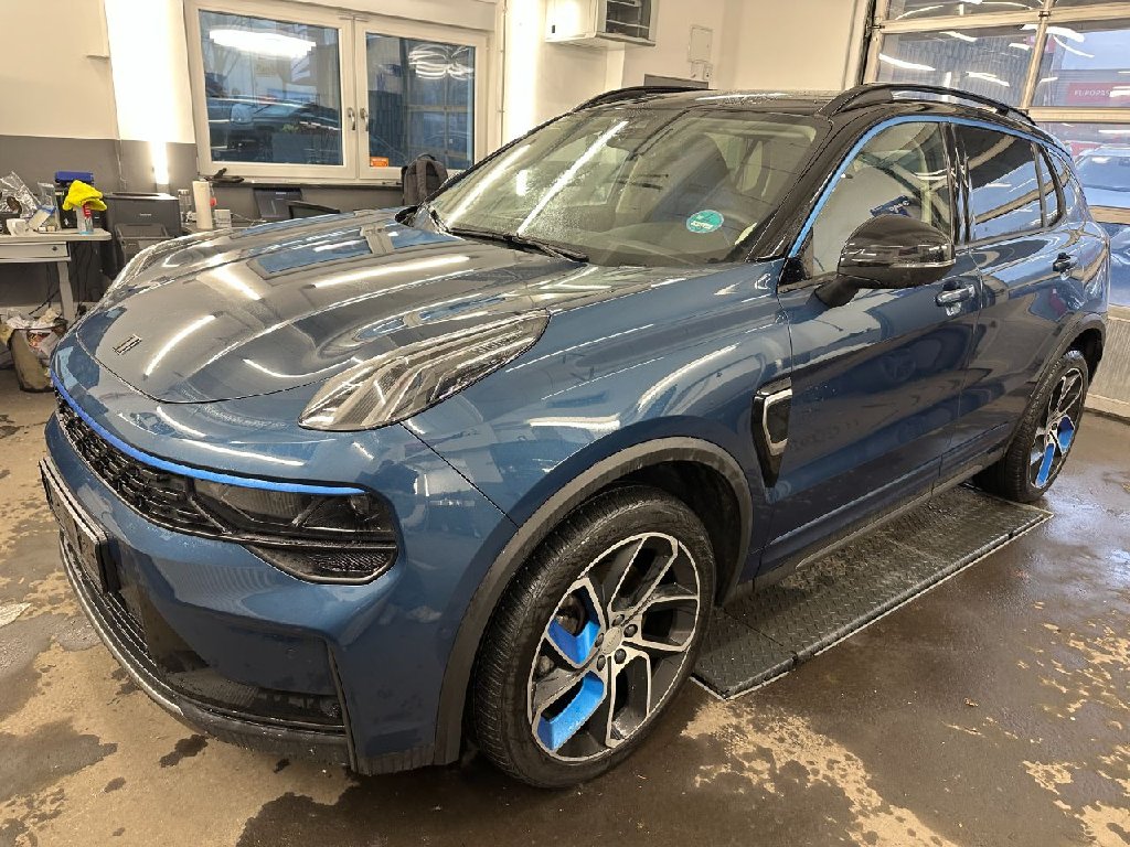 LynkAndCo 01 LYNK & CO 01 PHEV 5d 132kW