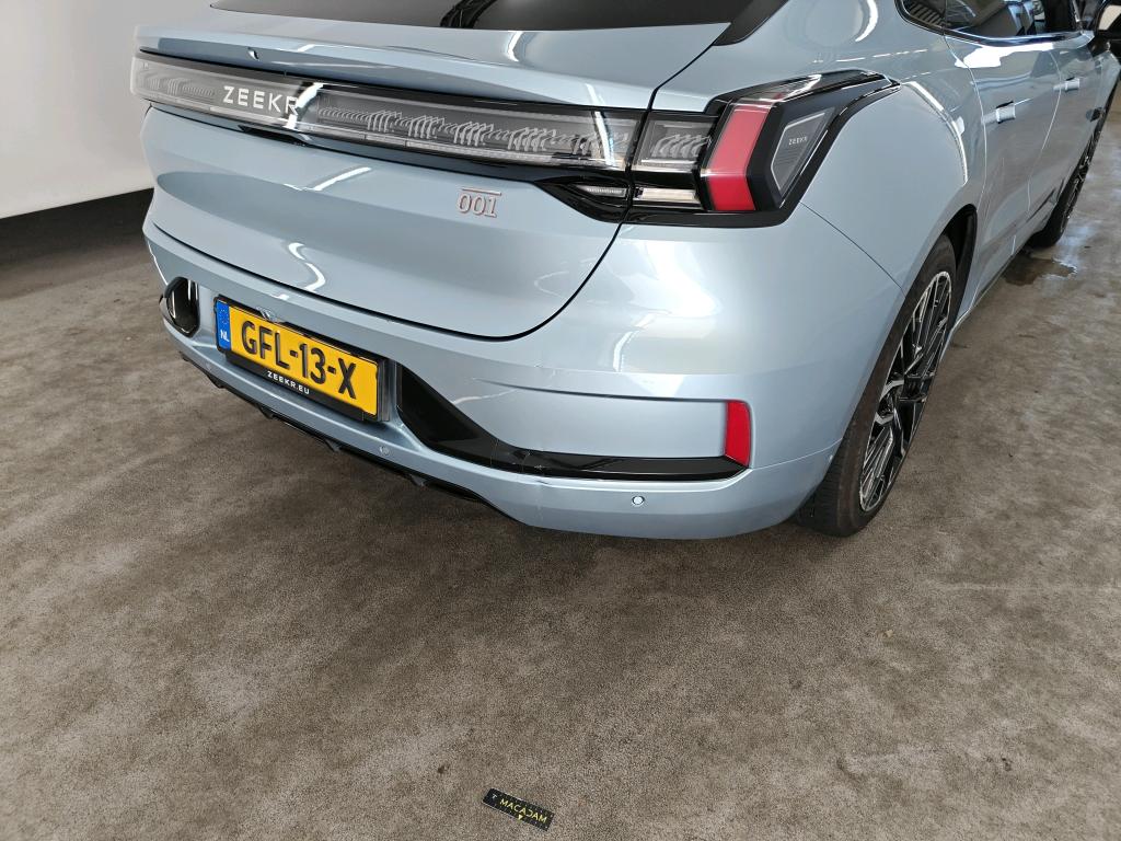 Foto 34 van ZEEKR 001