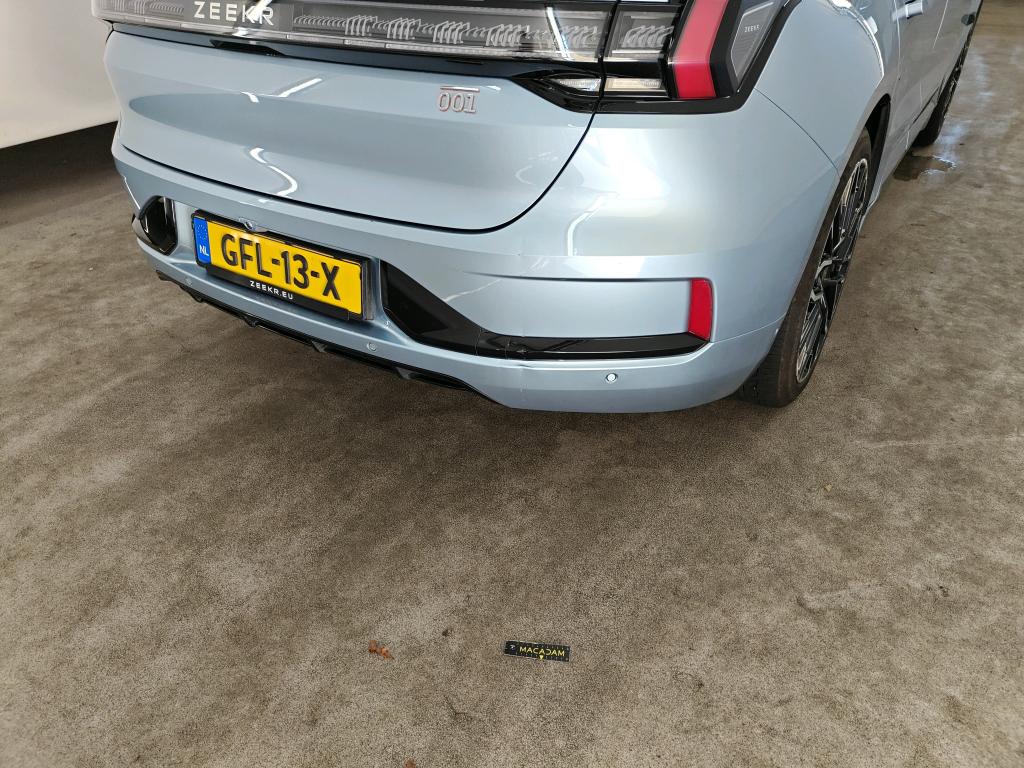 Foto 35 van ZEEKR 001