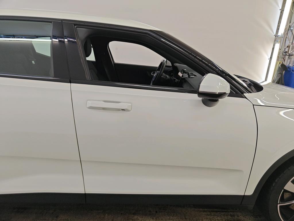 Photo 16 of Polestar 2