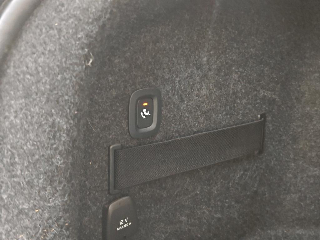 Photo 21 of Polestar 2