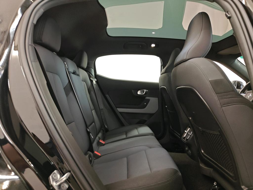 Photo 21 of Polestar 2