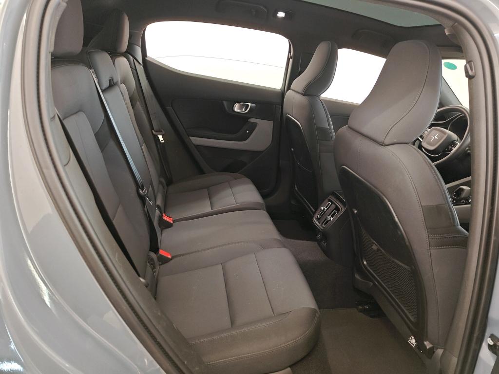 Photo 16 of Polestar 2