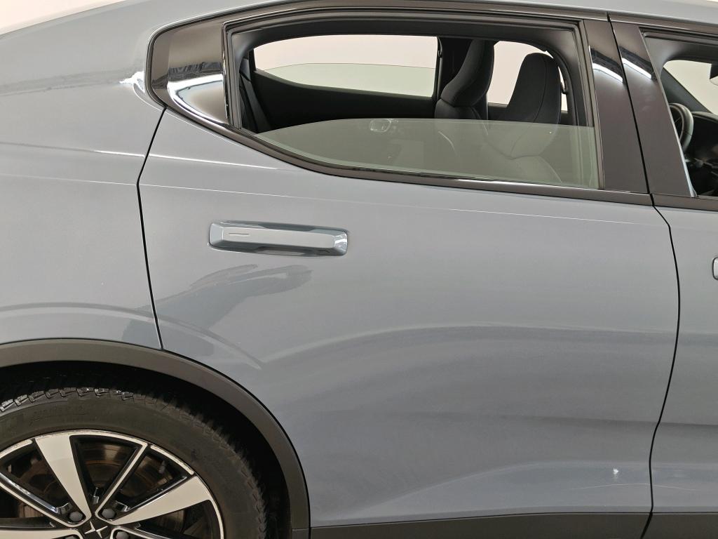 Photo 17 of Polestar 2
