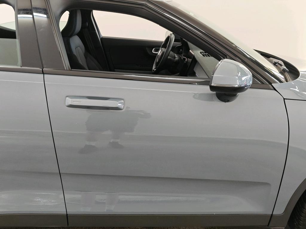 Photo 26 of Polestar 2