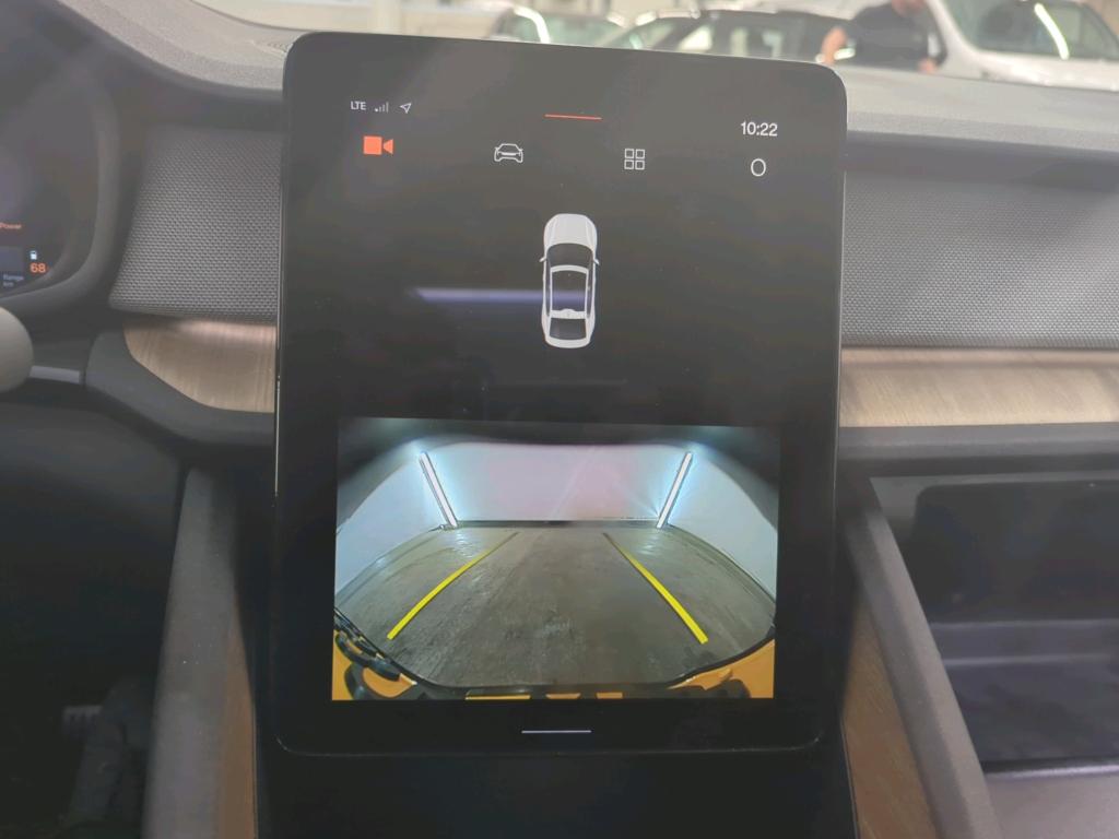 Photo 10 of Polestar 2