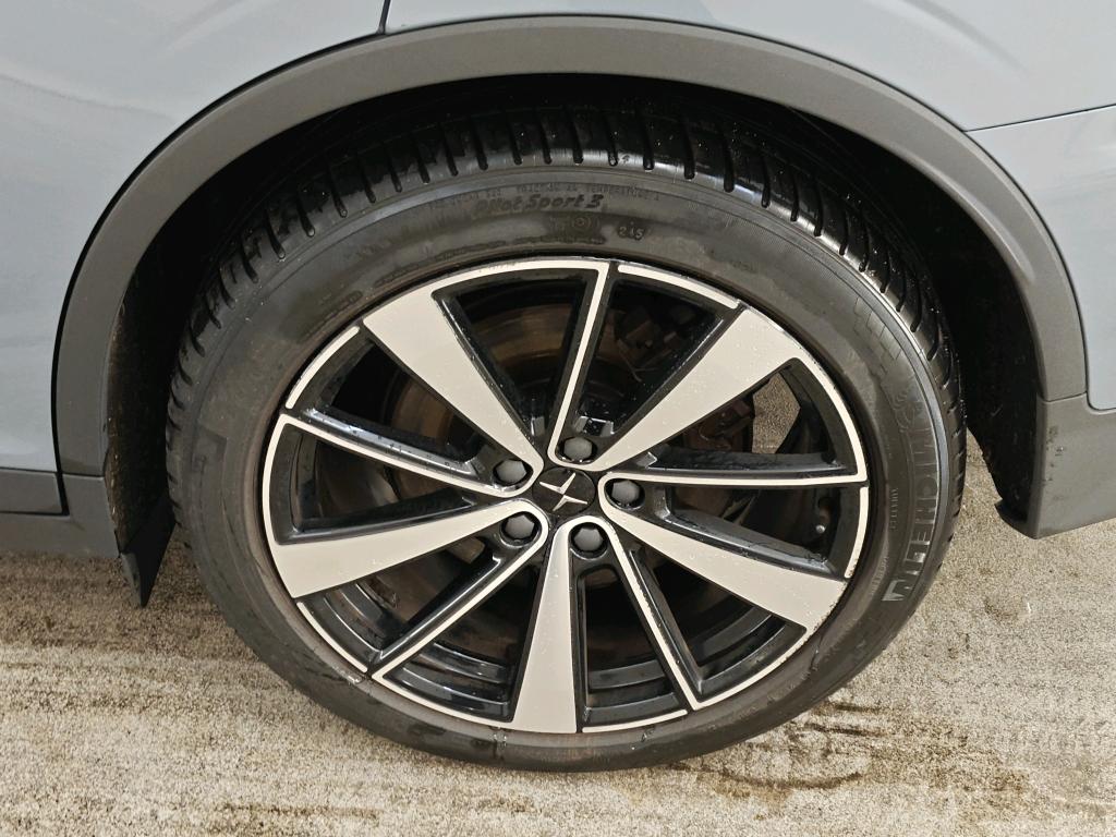Photo 14 of Polestar 2
