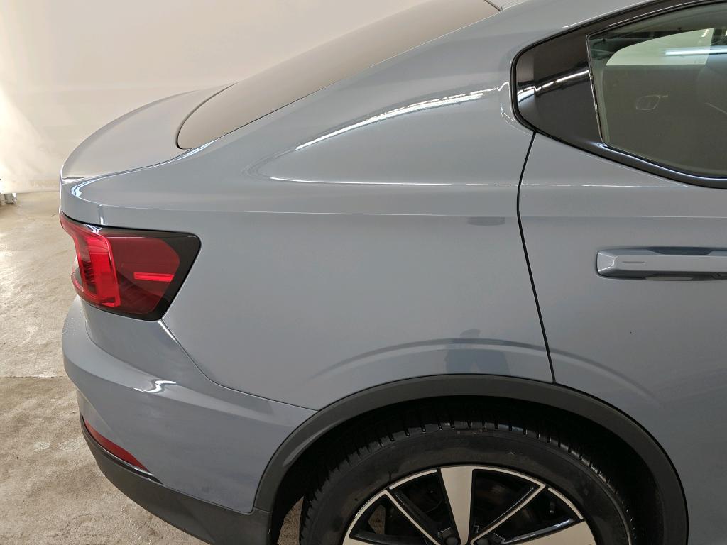 Photo 27 of Polestar 2