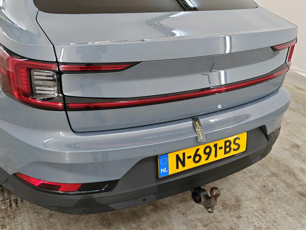 Photo 31 of Polestar 2