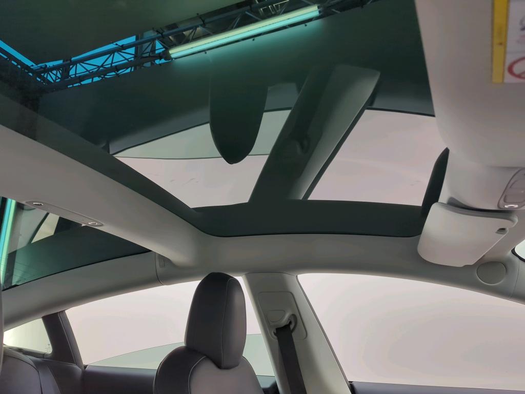 Foto 8 van Tesla Model 3
