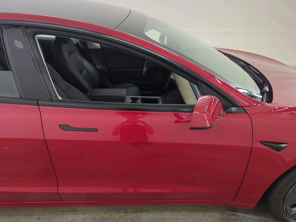 Foto 14 van Tesla Model 3