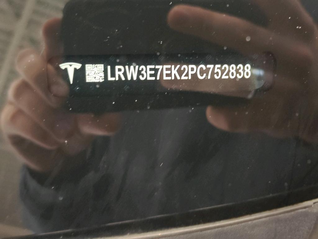 Foto 7 van Tesla Model 3
