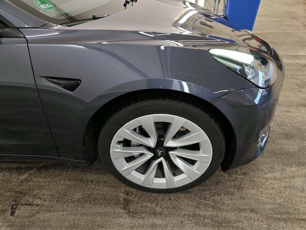 Foto 10 van Tesla Model 3