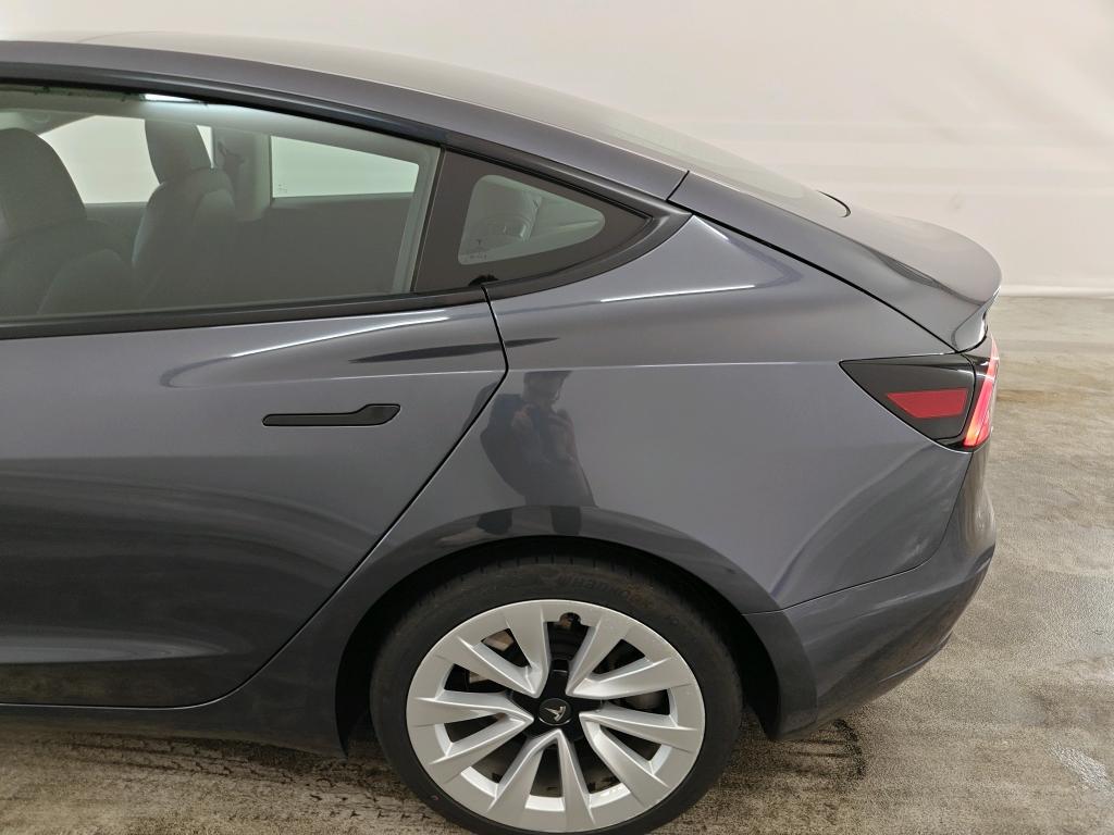 Foto 14 van Tesla Model 3