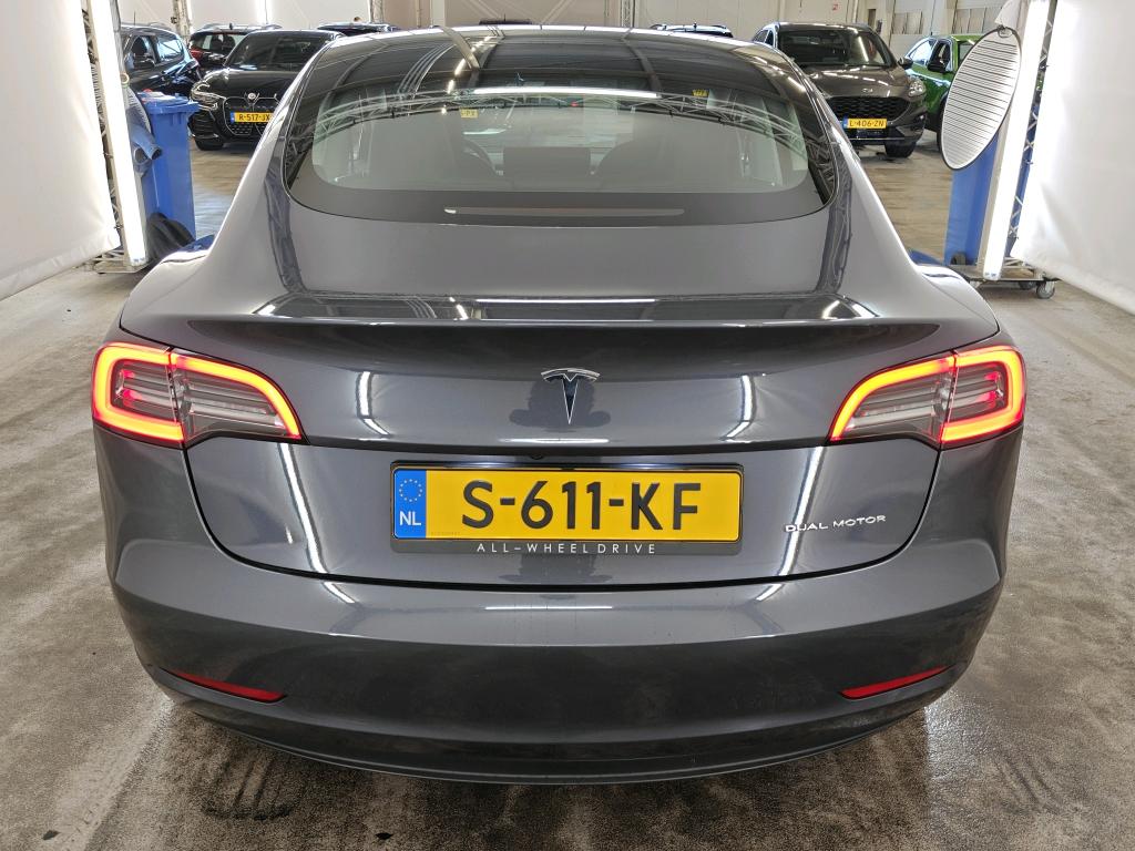 Foto 19 van Tesla Model 3