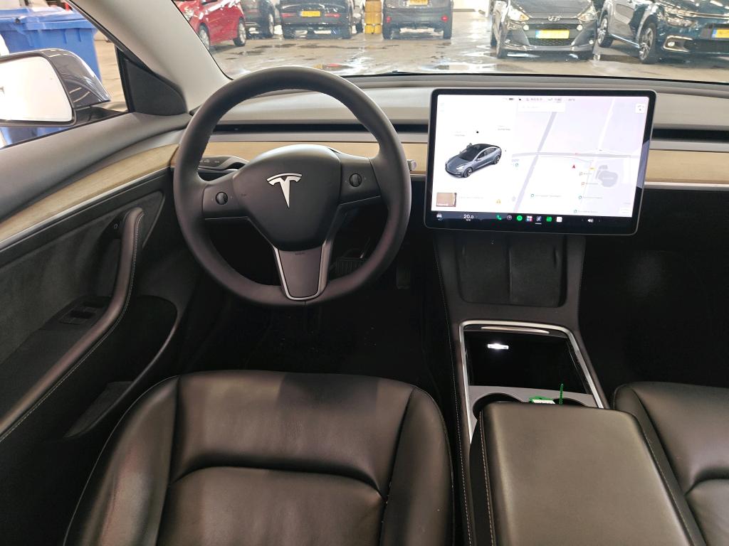 Foto 11 van Tesla Model 3