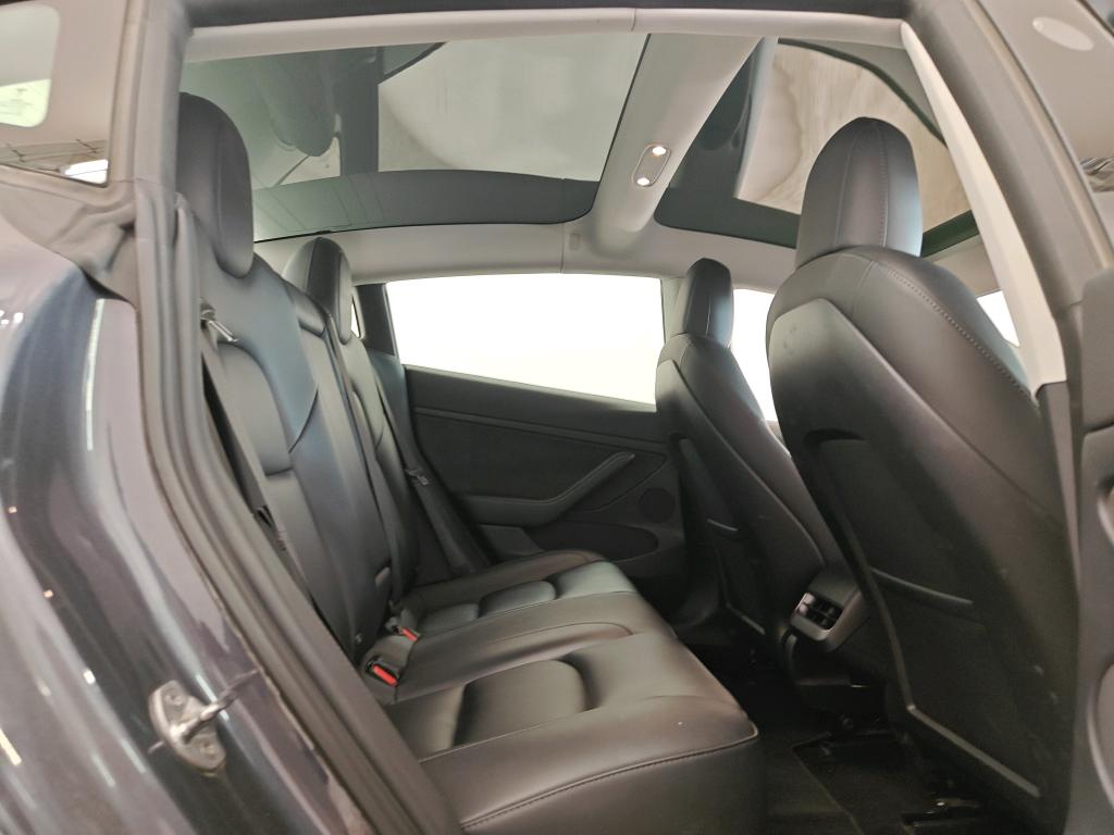 Foto 14 van Tesla Model 3