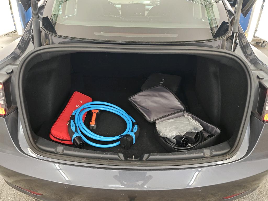 Foto 17 van Tesla Model 3