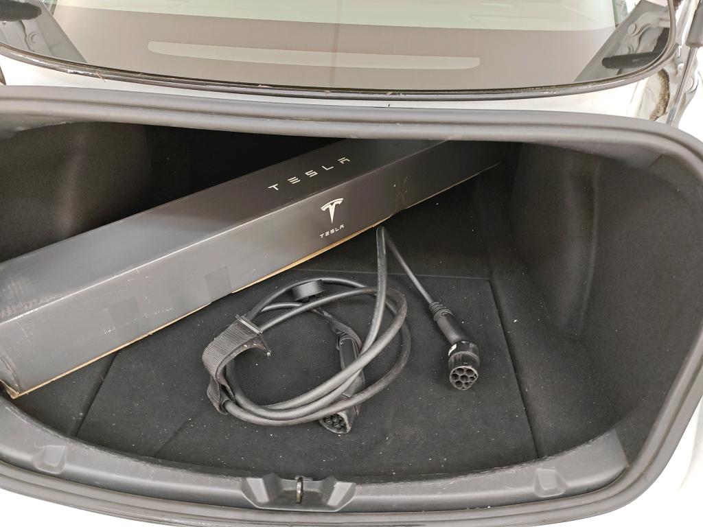 Foto 9 van Tesla Model 3