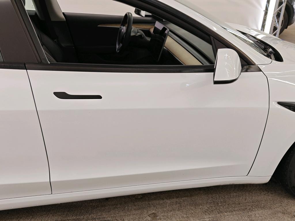 Foto 14 van Tesla Model 3