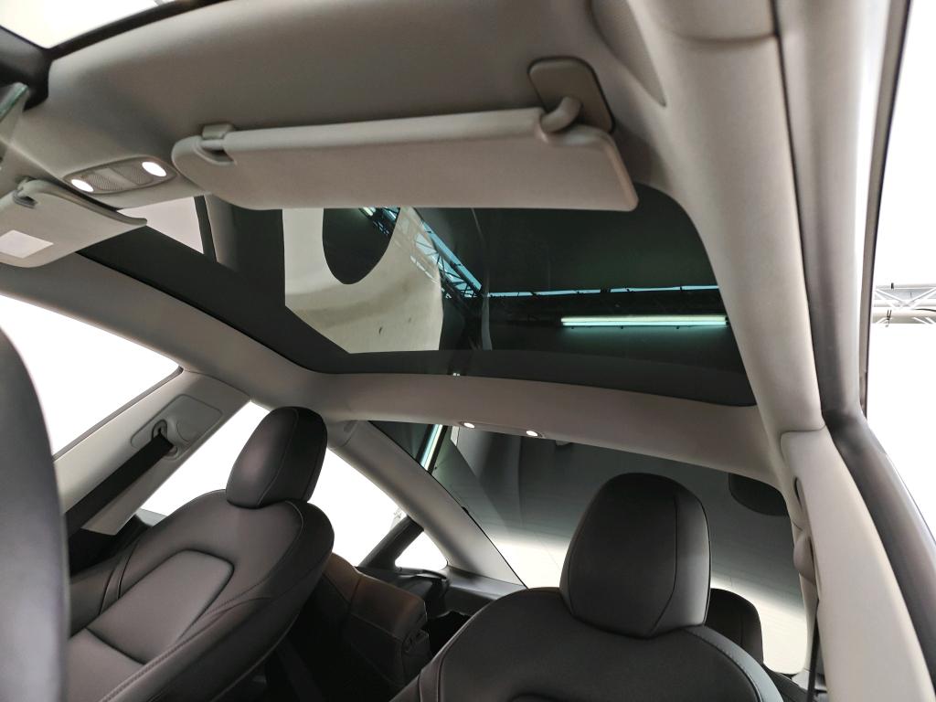 Foto 27 van Tesla Model 3