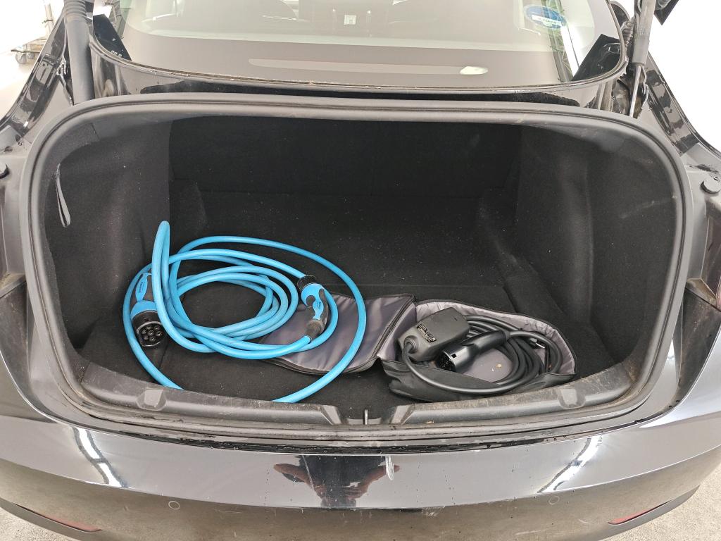 Foto 21 van Tesla Model 3