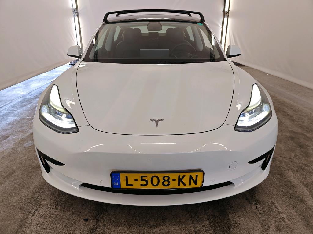 Foto 12 van Tesla Model 3
