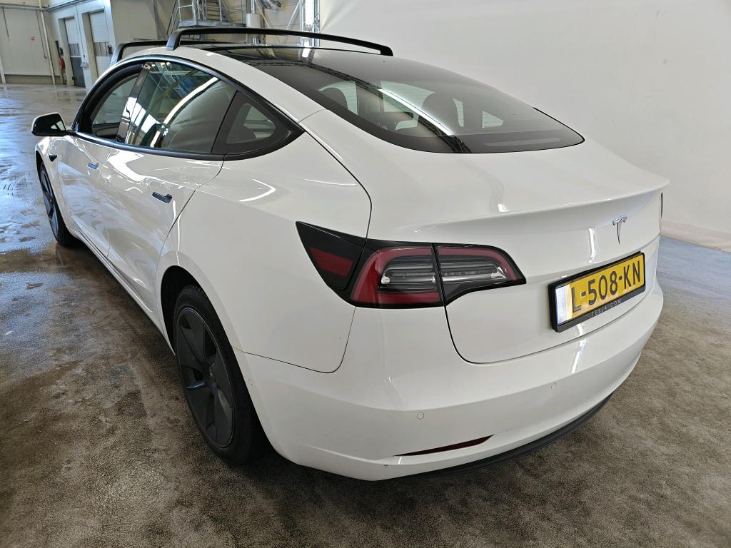 Foto 16 van Tesla Model 3