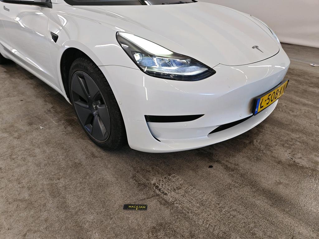 Foto 32 van Tesla Model 3
